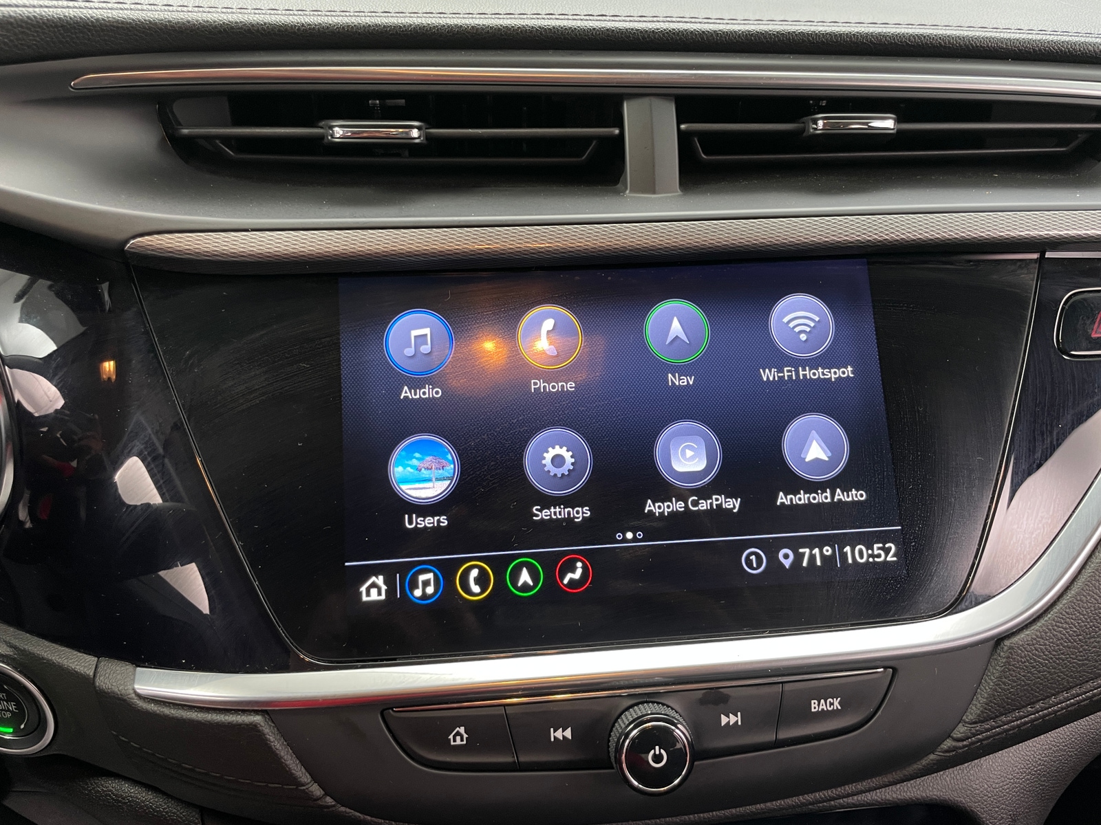 Thumbnail: 2020 Buick Encore GX - 3