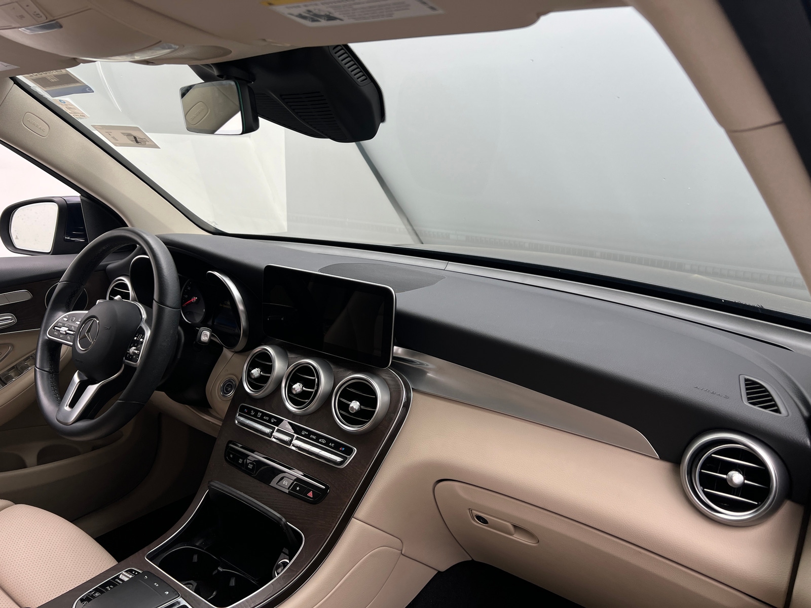 Thumbnail: 2021 Mercedes-Benz GLC - 2