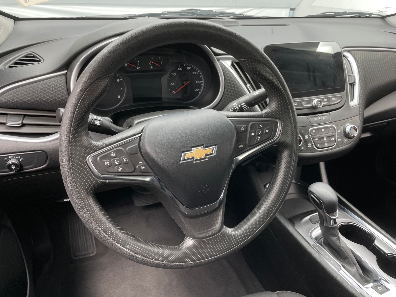 Thumbnail: 2023 Chevrolet Malibu - 5