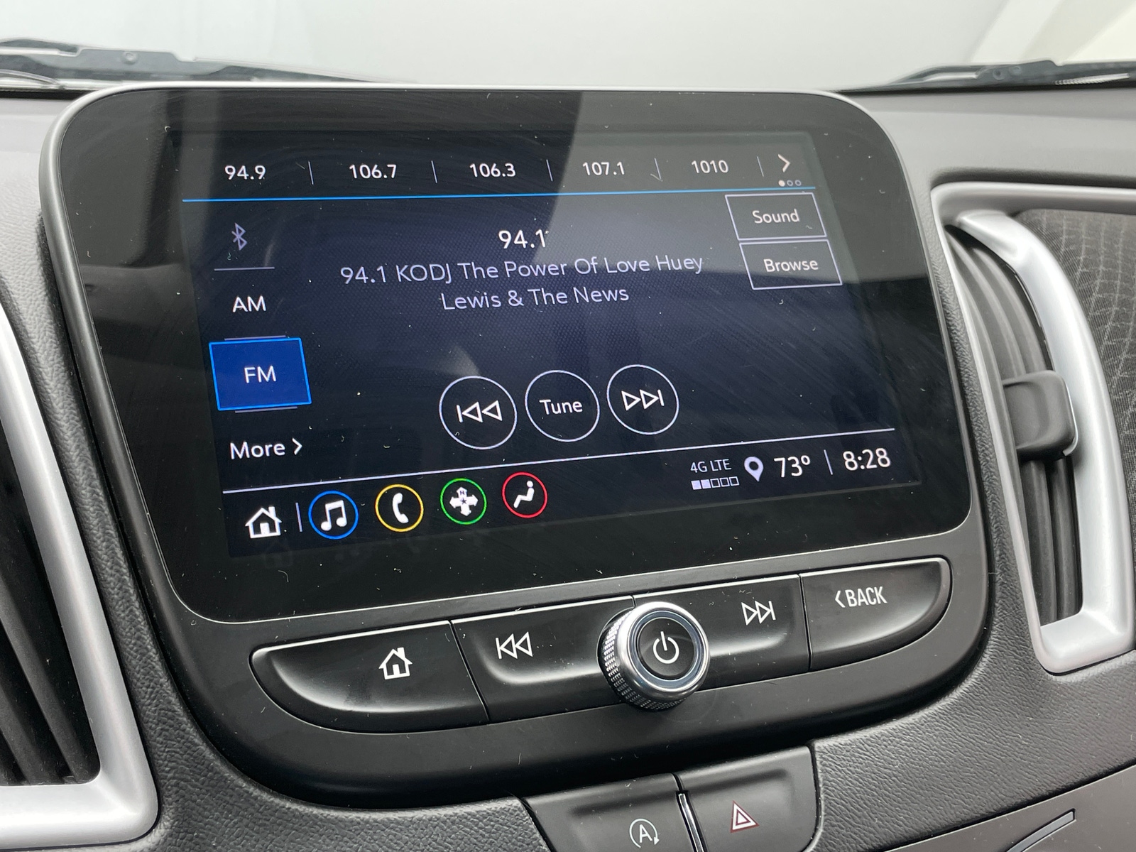 Thumbnail: 2023 Chevrolet Malibu - 4