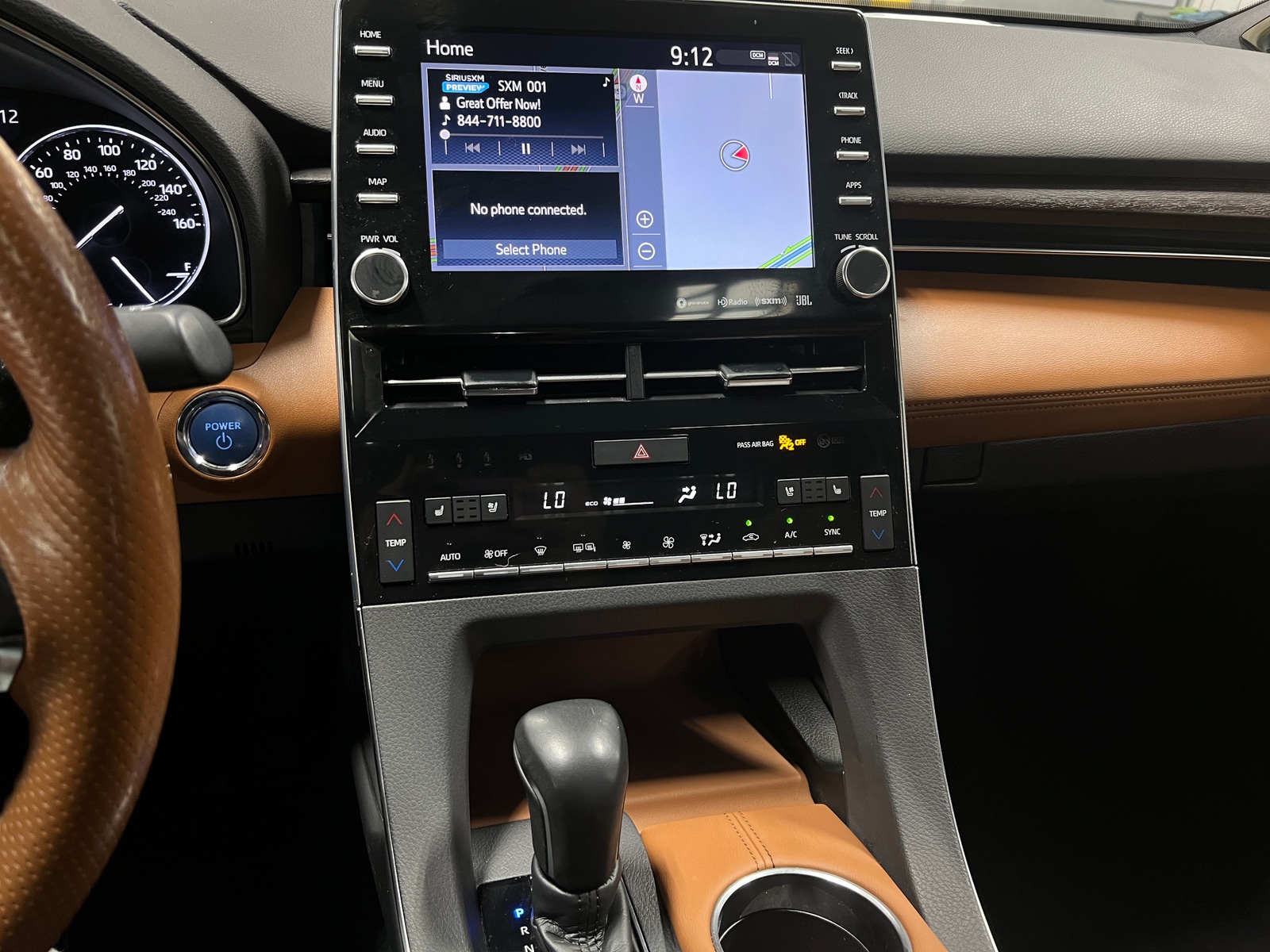 Thumbnail: 2020 Toyota Avalon - 3