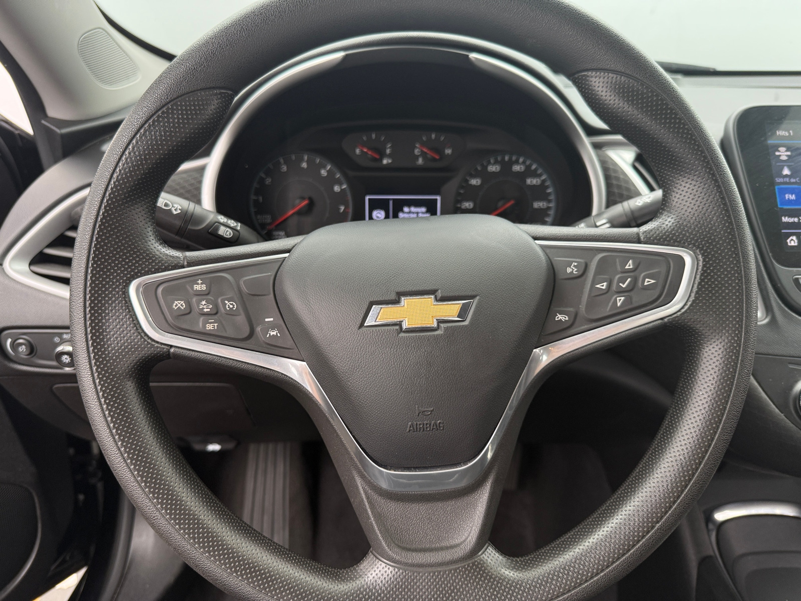 Thumbnail: 2023 Chevrolet Malibu - 5