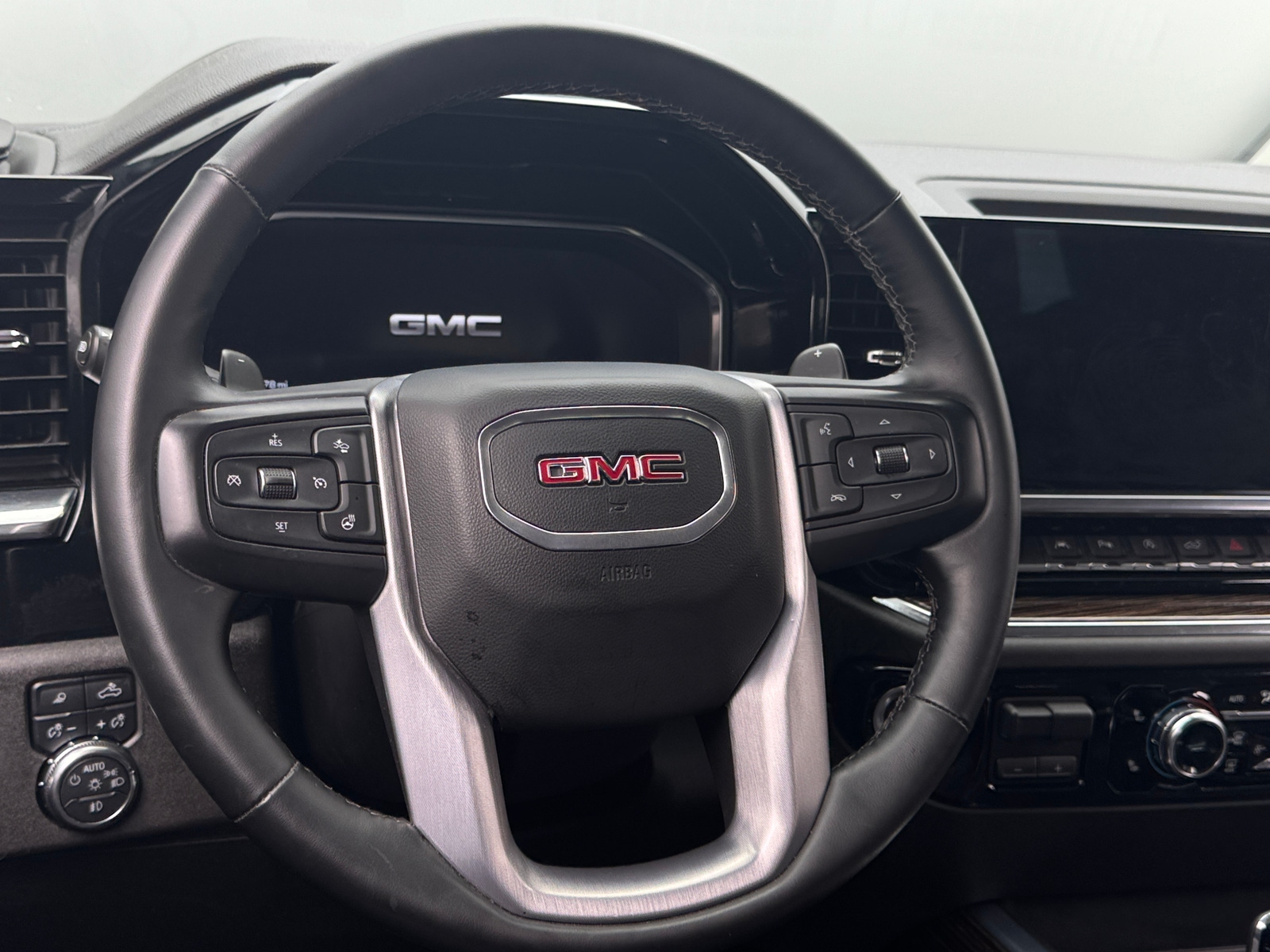 Thumbnail: 2024 GMC Sierra 1500 - 4