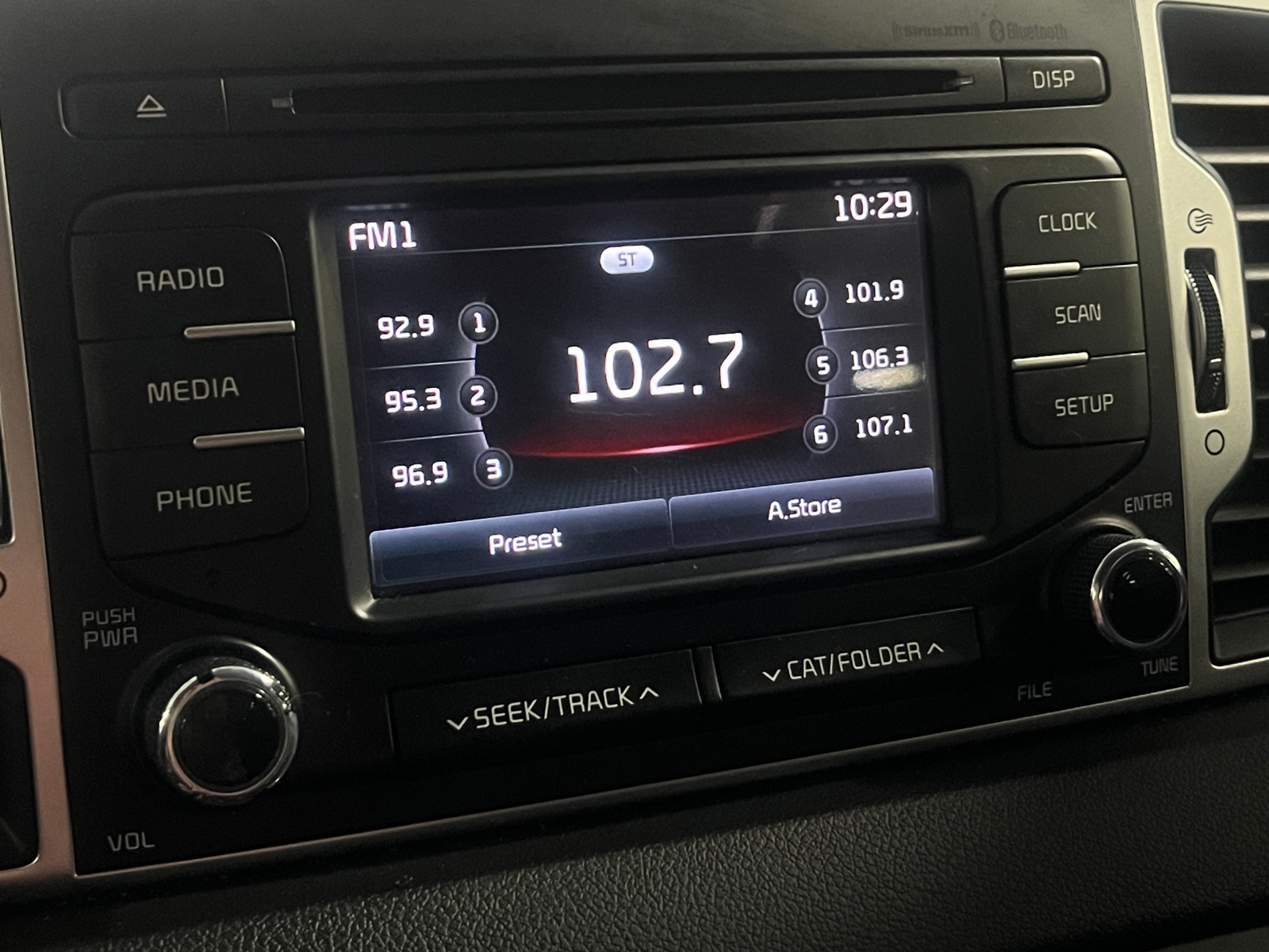 Thumbnail: 2019 Kia Sportage - 4