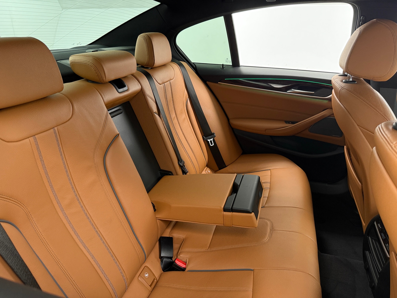 Thumbnail: 2018 BMW 5 Series - 5