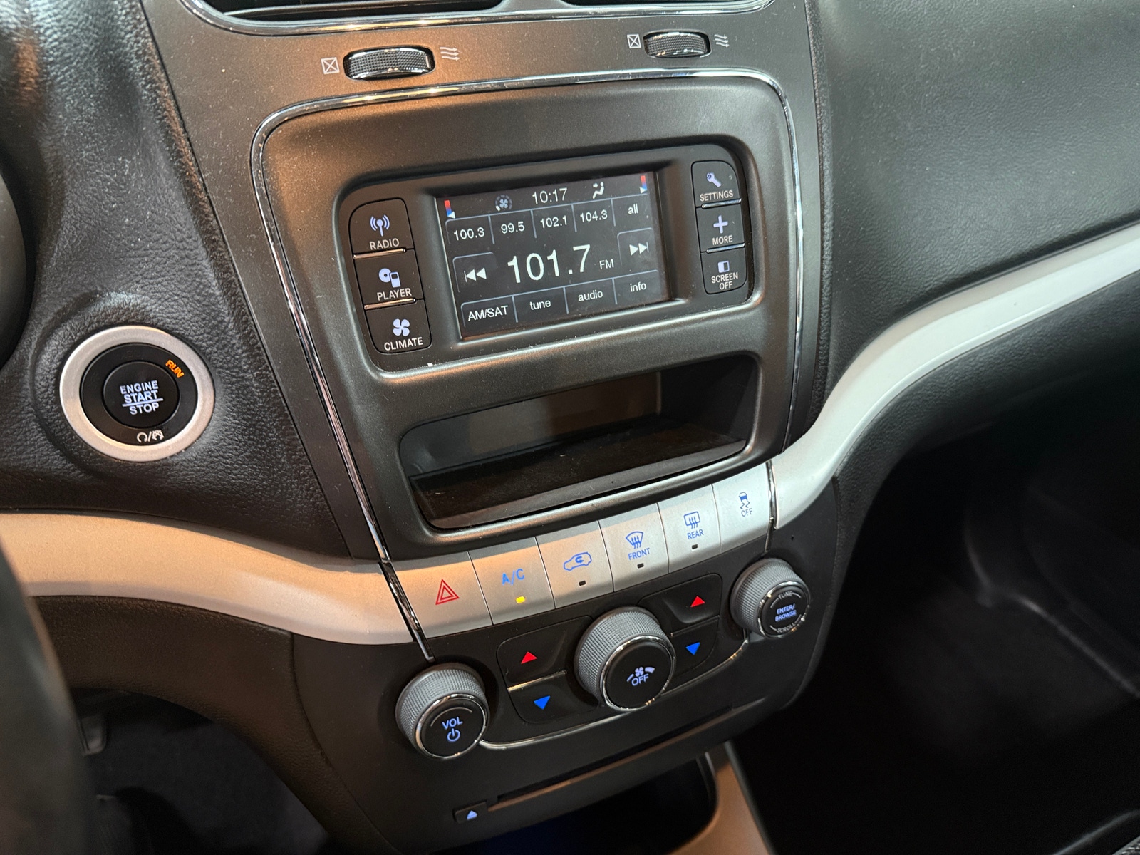 Thumbnail: 2019 Dodge Journey - 4