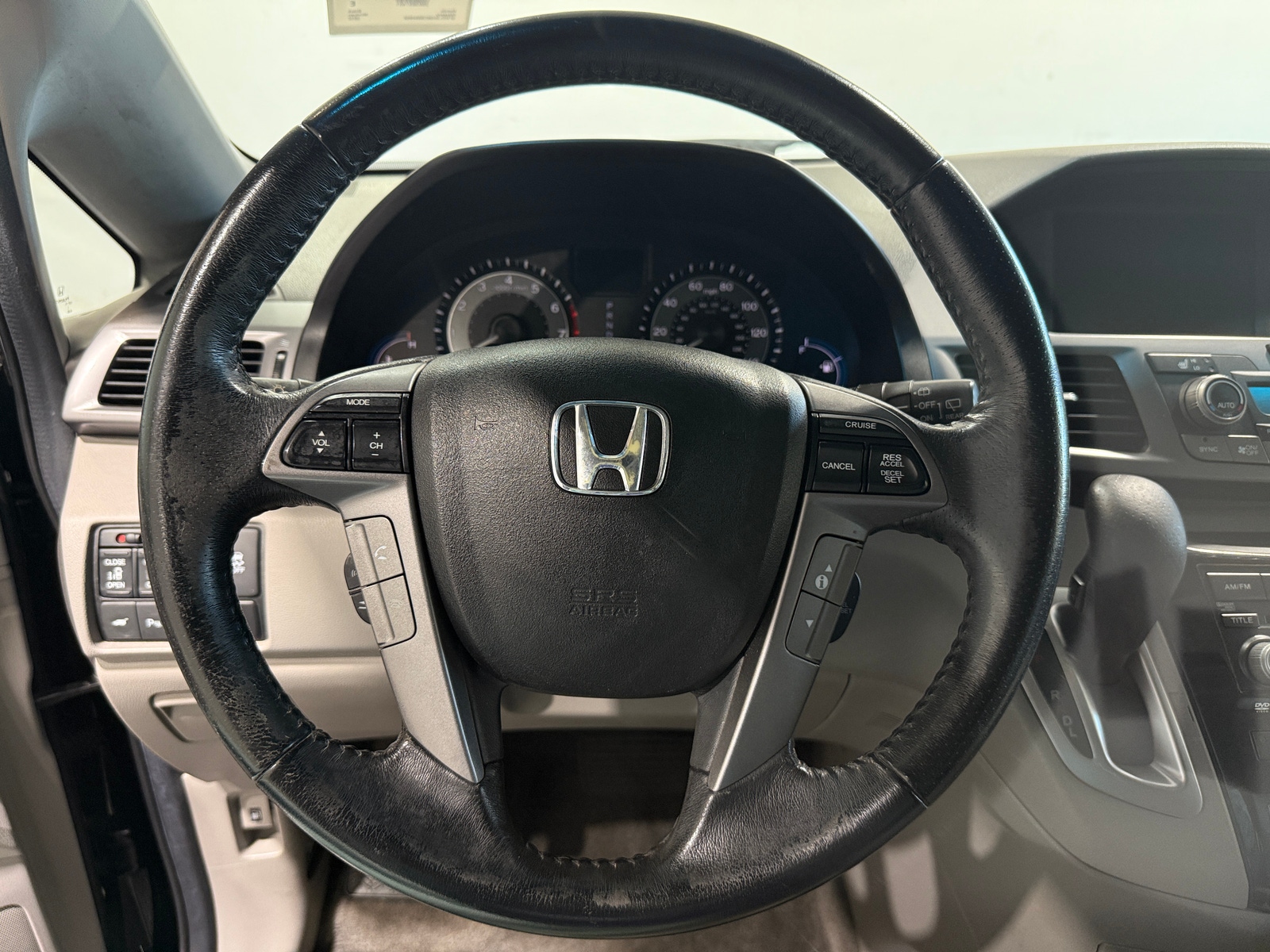 Thumbnail: 2012 Honda Odyssey - 4