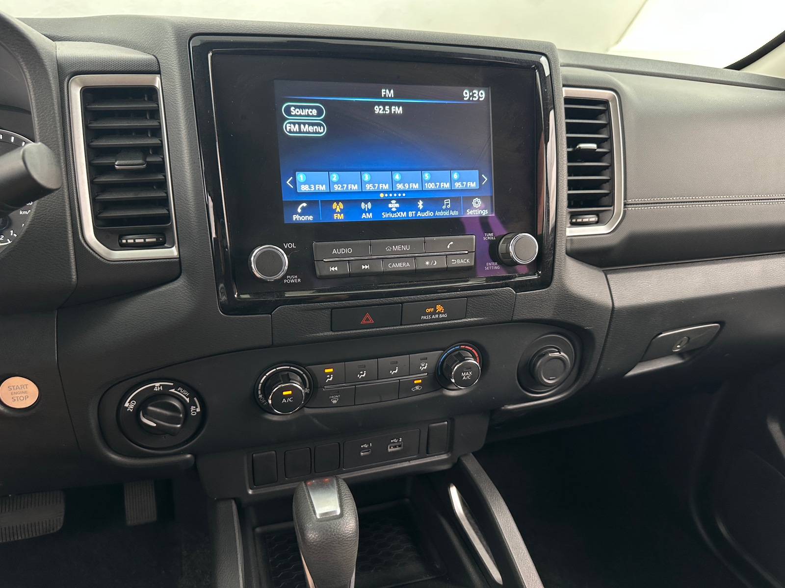 Thumbnail: 2022 Nissan Frontier - 4