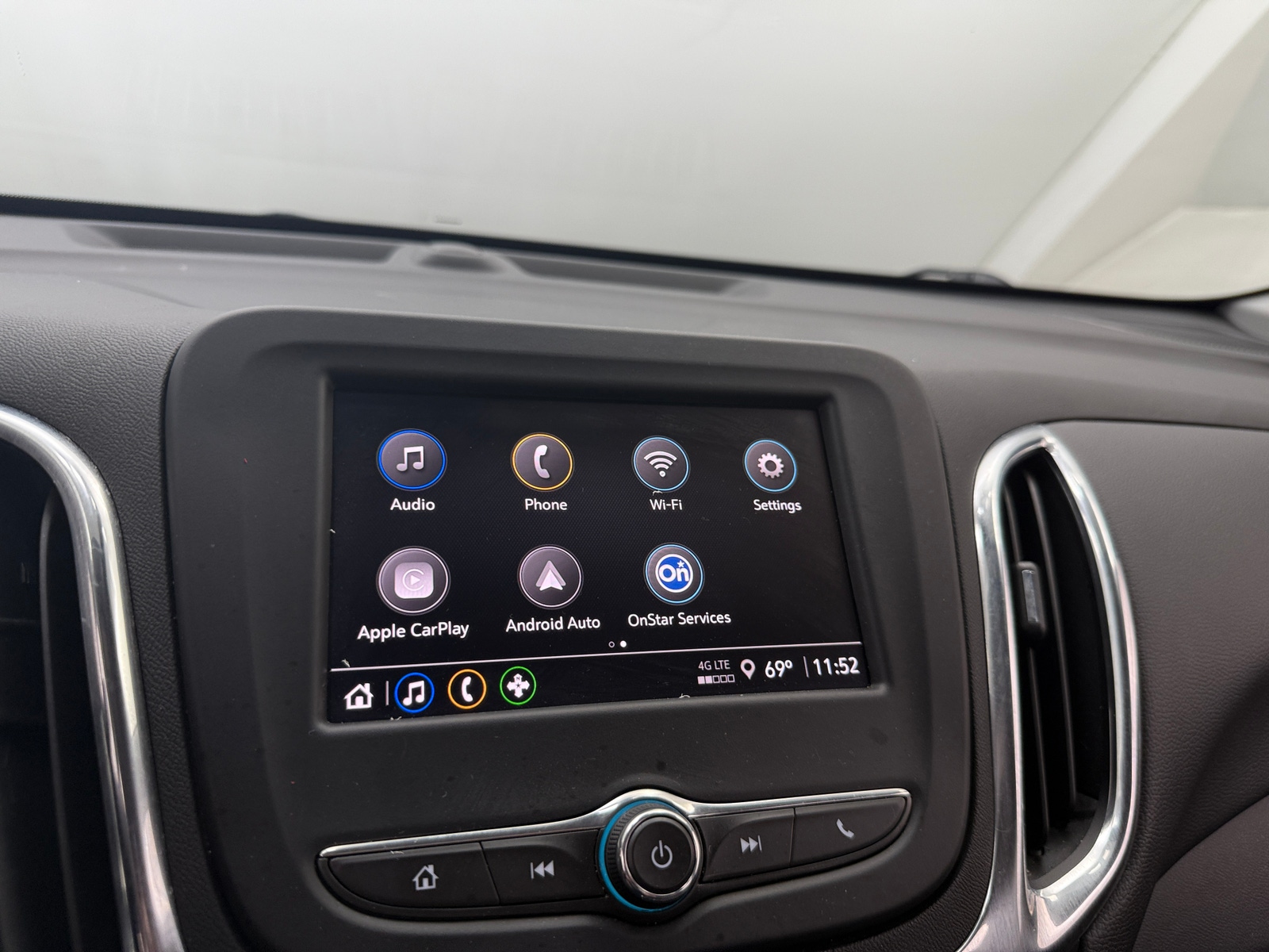 Thumbnail: 2023 Chevrolet Equinox - 4