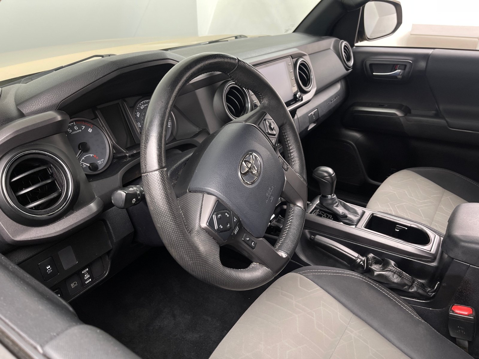 Thumbnail: 2020 Toyota Tacoma - 5