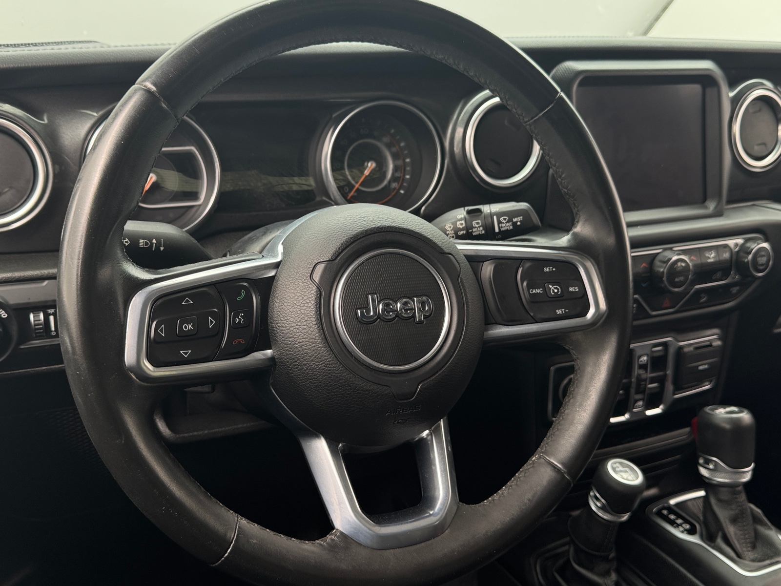 Thumbnail: 2020 Jeep Wrangler - 5