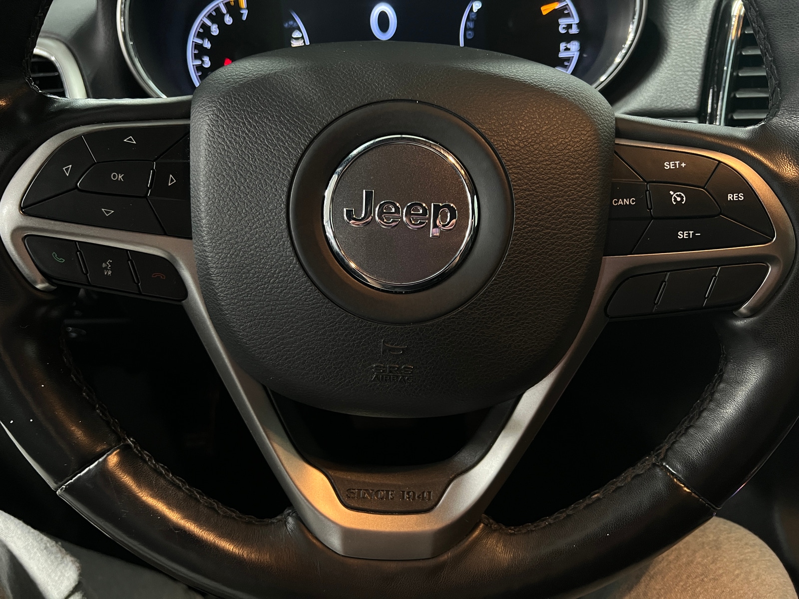 Thumbnail: 2020 Jeep Grand Cherokee - 4