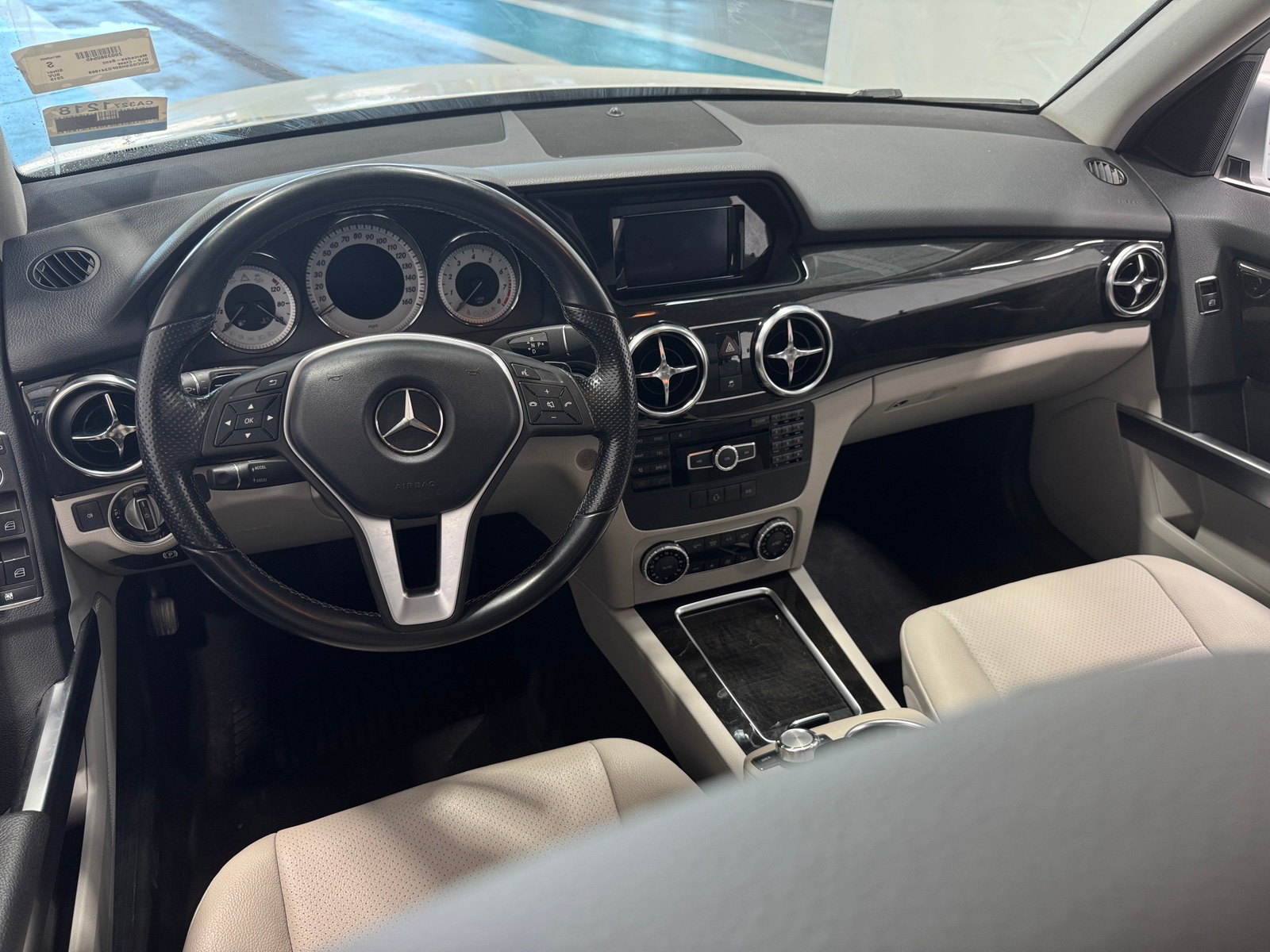 Thumbnail: 2015 Mercedes-Benz GLK - 2