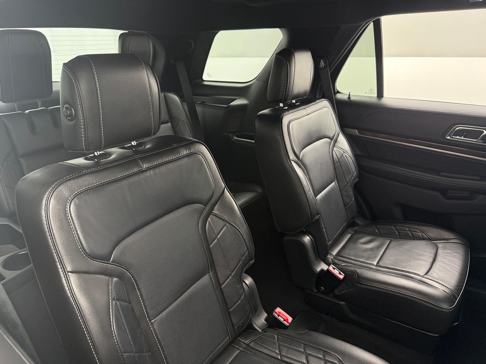 Thumbnail: 2018 Ford Explorer - 5