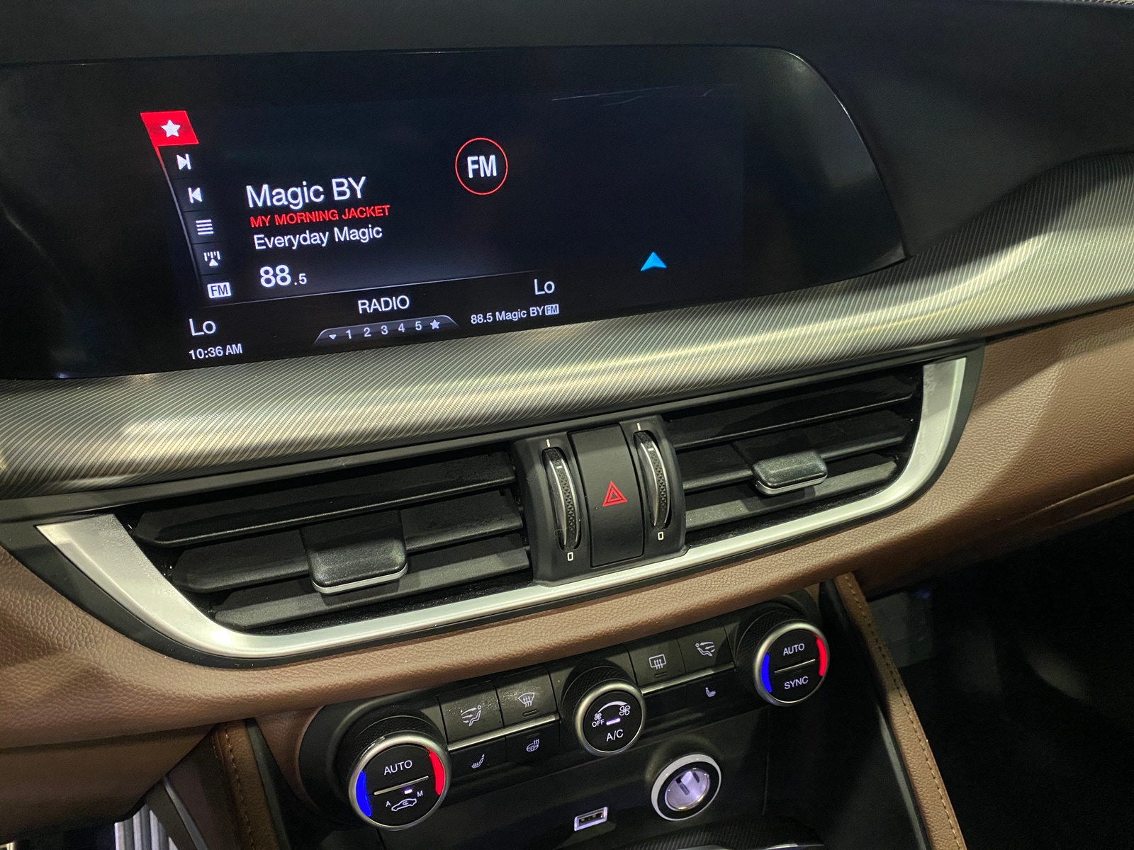 Thumbnail: 2019 Alfa Romeo Stelvio - 3