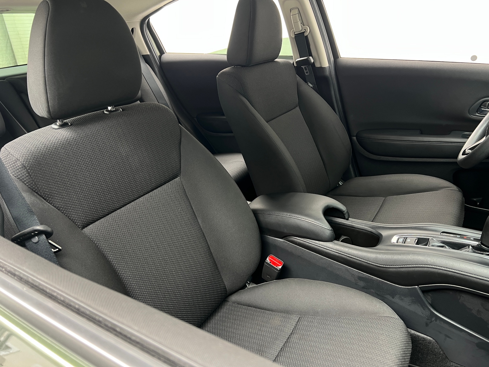 Thumbnail: 2016 Honda HR-V - 2