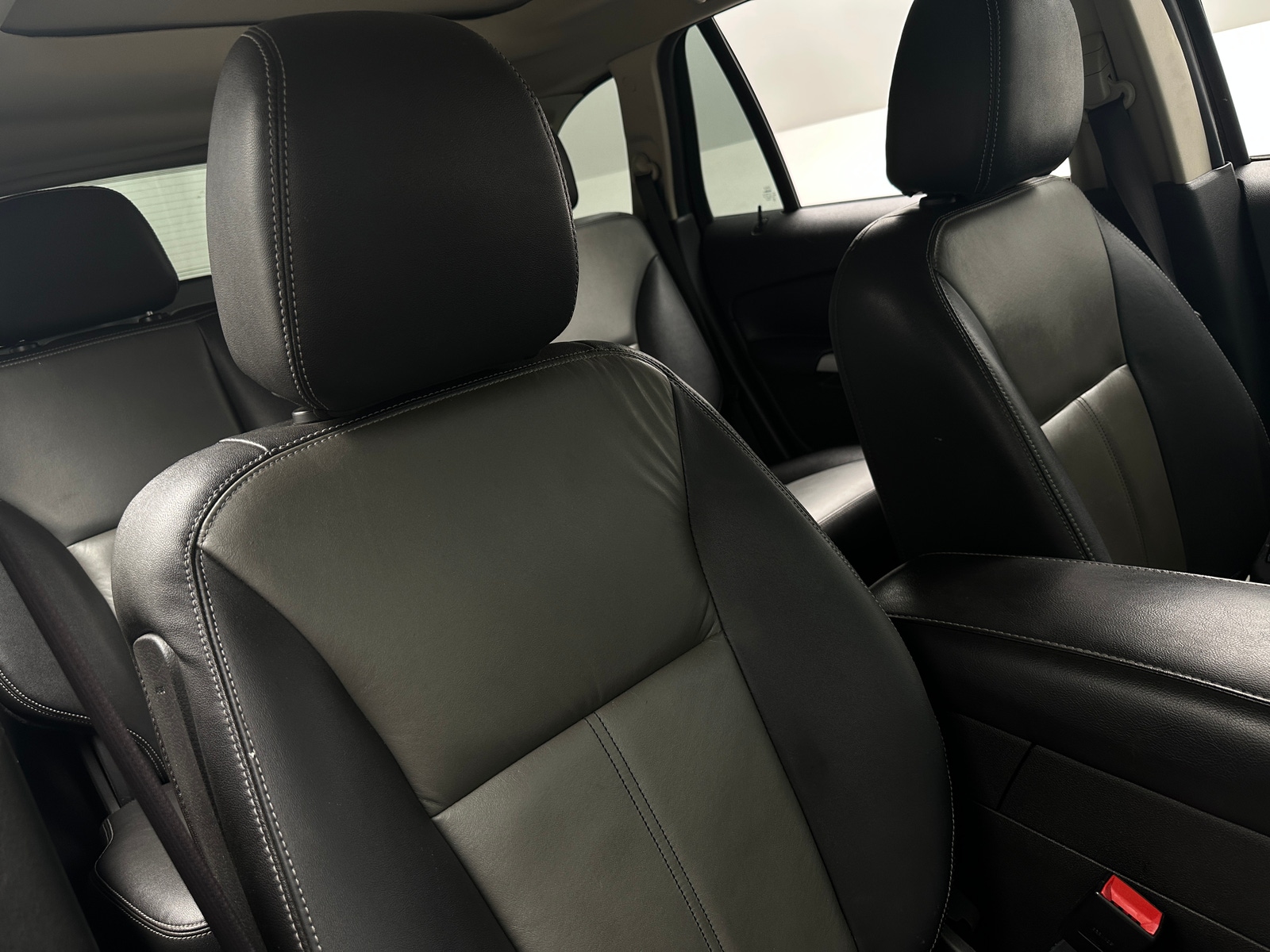 Thumbnail: 2013 Ford Edge - 2