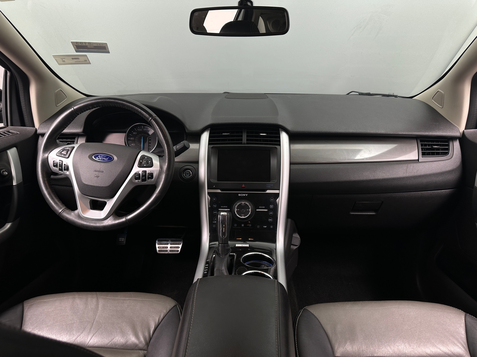 Thumbnail: 2013 Ford Edge - 3