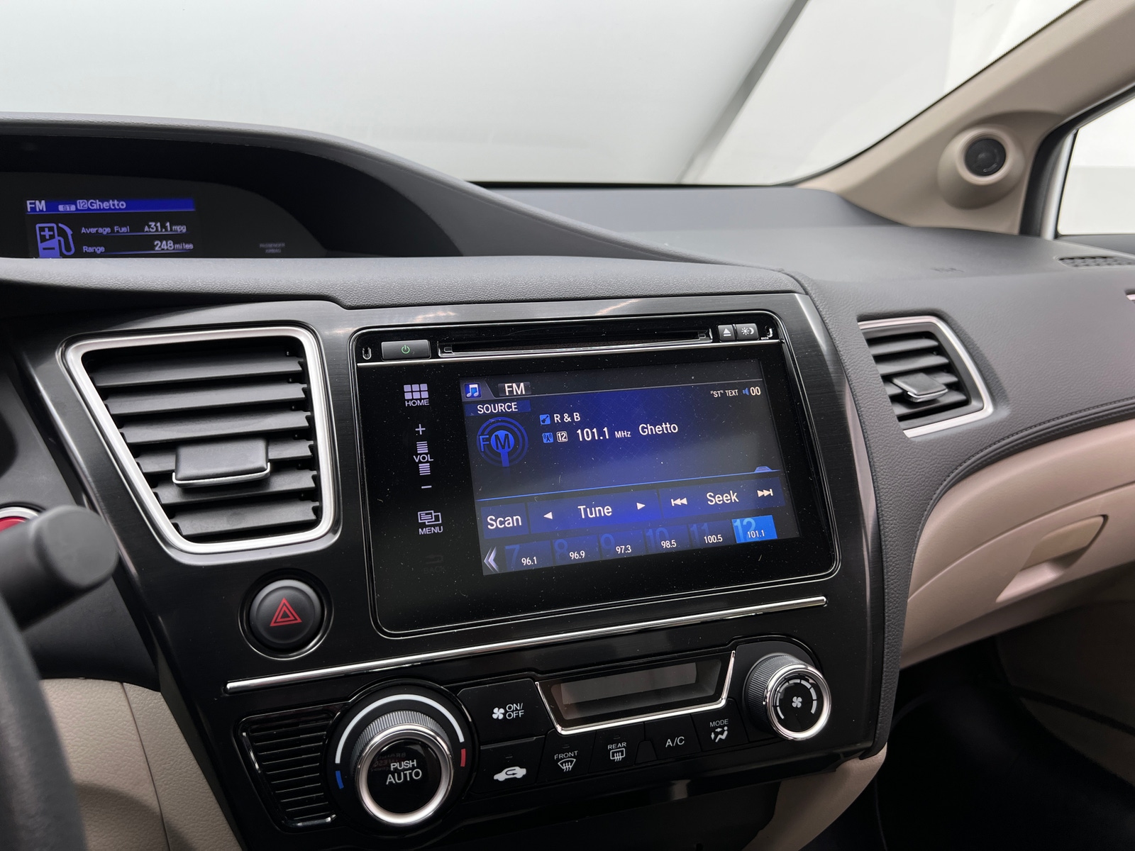 Thumbnail: 2015 Honda Civic - 4