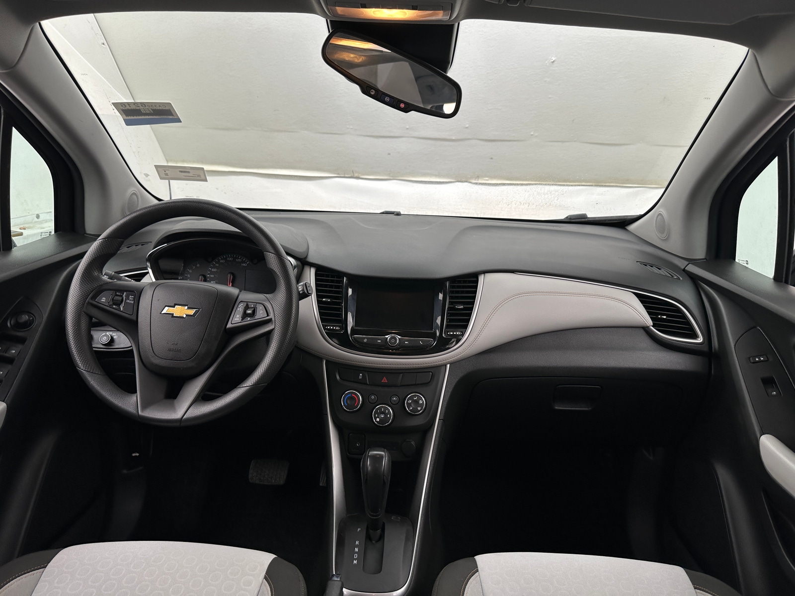 Thumbnail: 2022 Chevrolet Trax - 3
