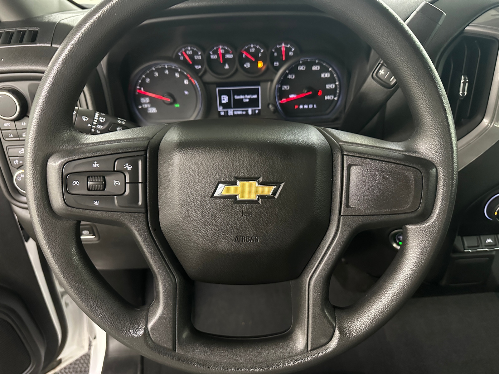 Thumbnail: 2022 Chevrolet Silverado 1500 - 5