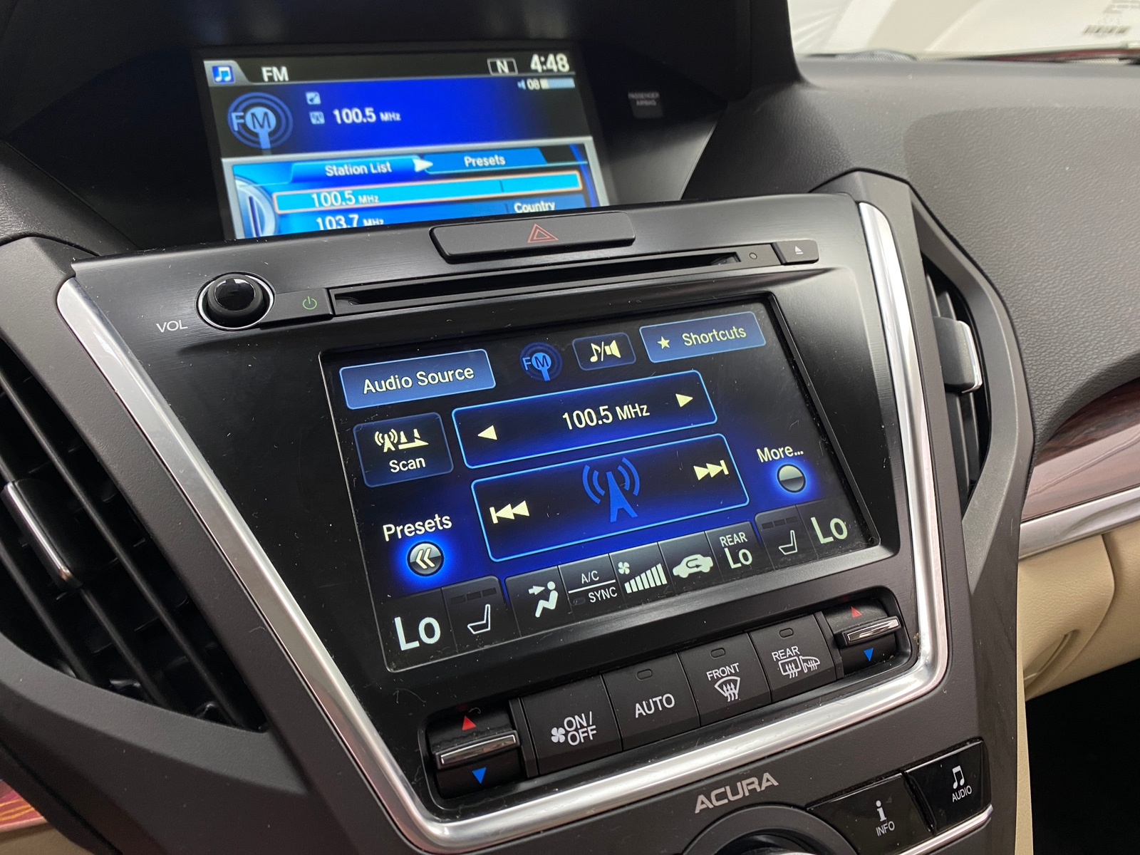 Thumbnail: 2016 Acura MDX - 3