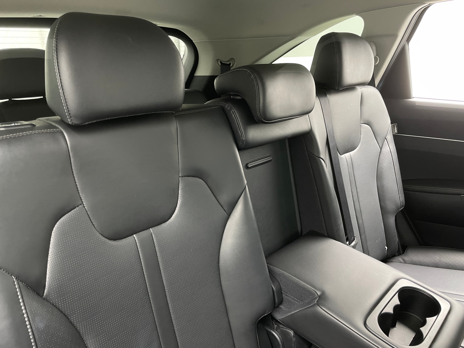 Thumbnail: 2024 Kia Sorento - 6
