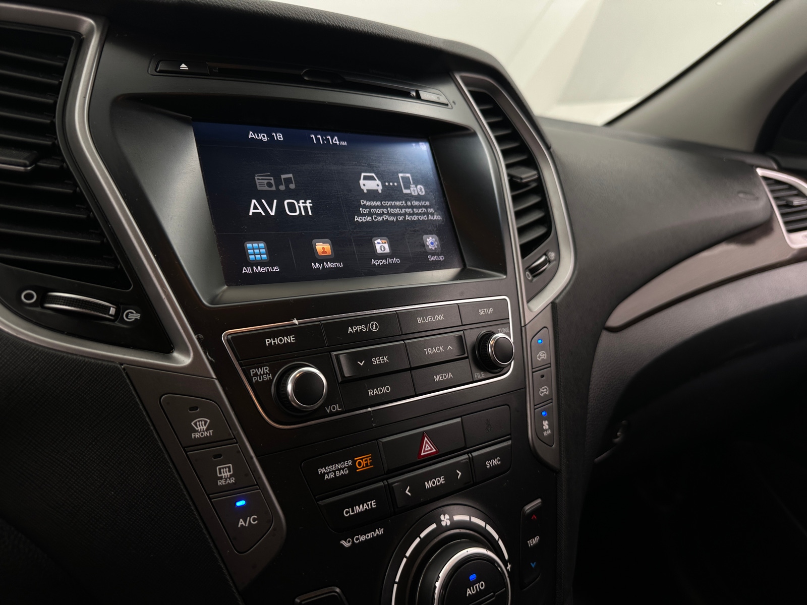 Thumbnail: 2017 Hyundai Santa Fe - 4