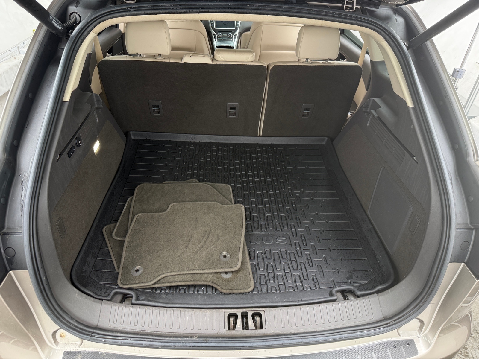 Thumbnail: 2019 Lincoln Nautilus - 6