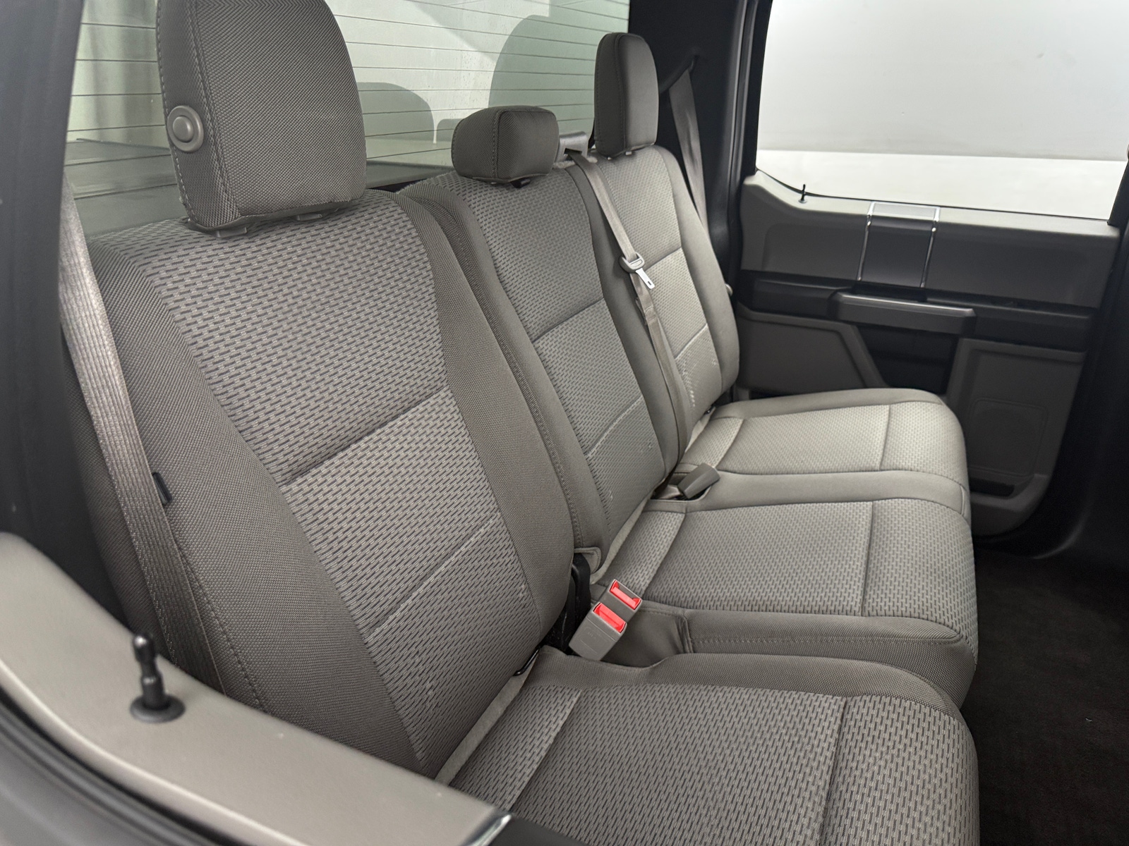 Thumbnail: 2019 Ford Econoline - 6
