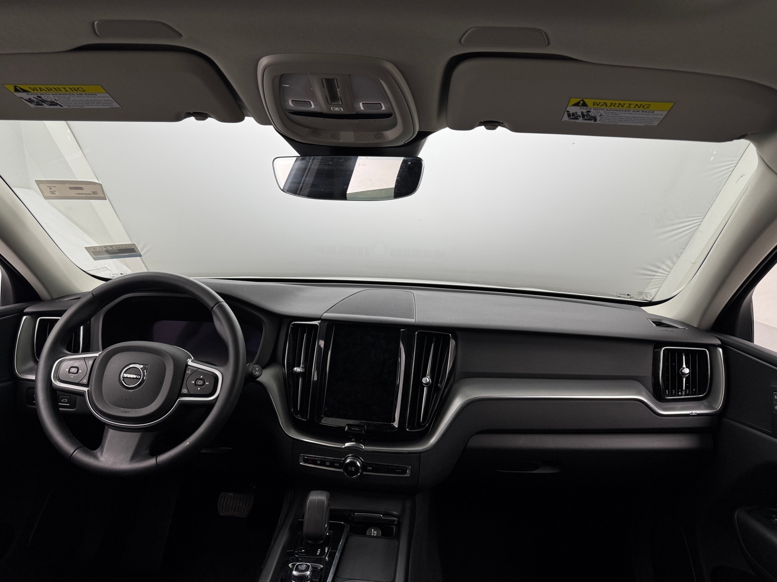 Thumbnail: 2022 Volvo XC60 - 3