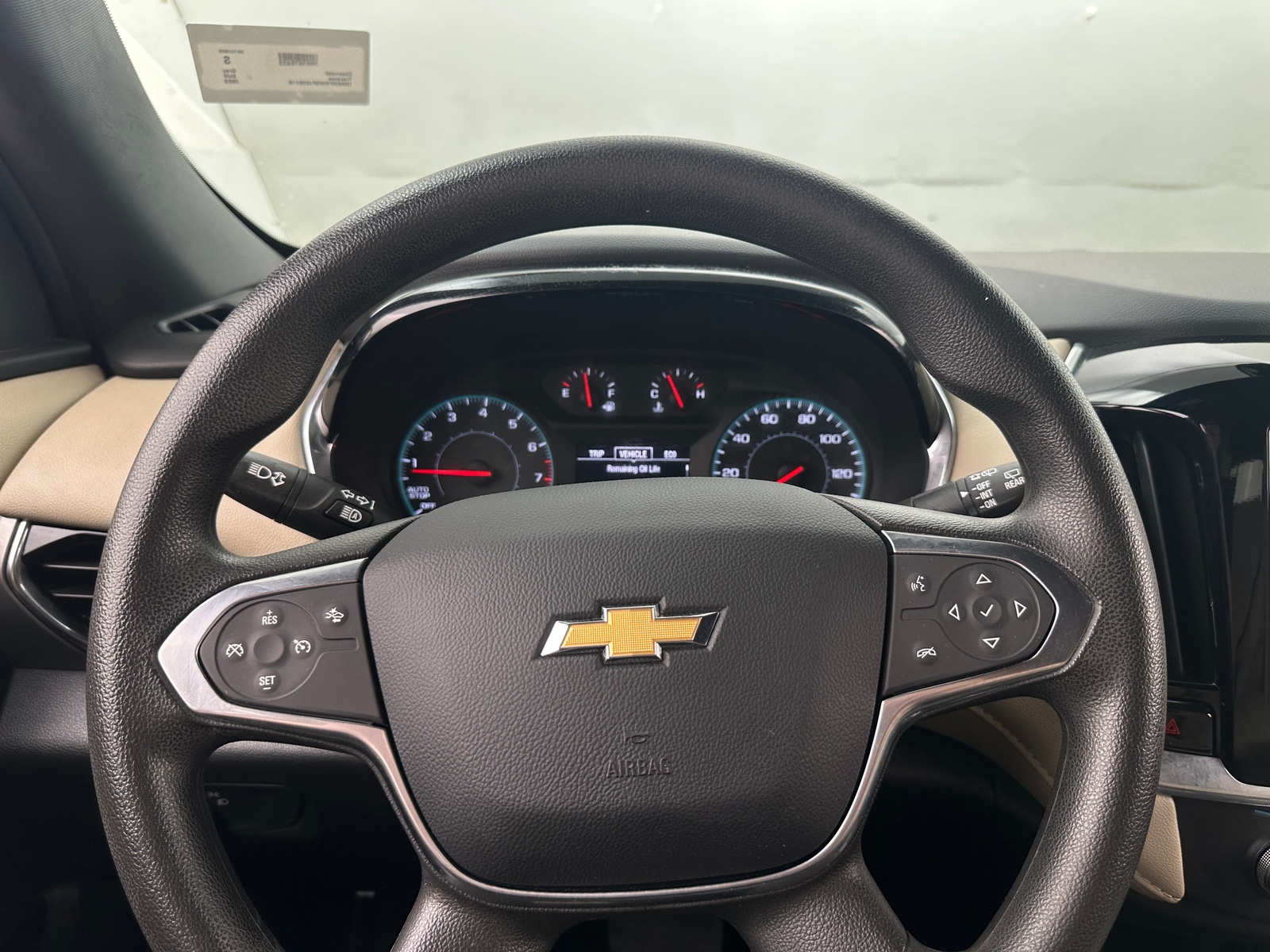 Thumbnail: 2023 Chevrolet Traverse - 5