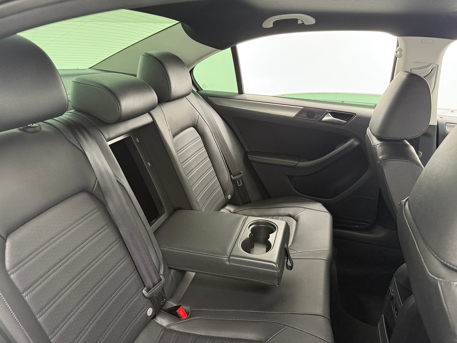 Thumbnail: 2014 Volkswagen Jetta - 5