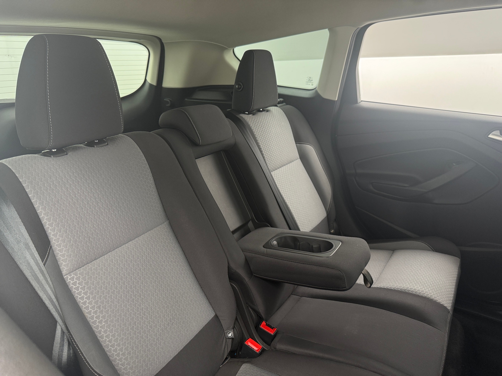 Thumbnail: 2018 Ford Escape - 6
