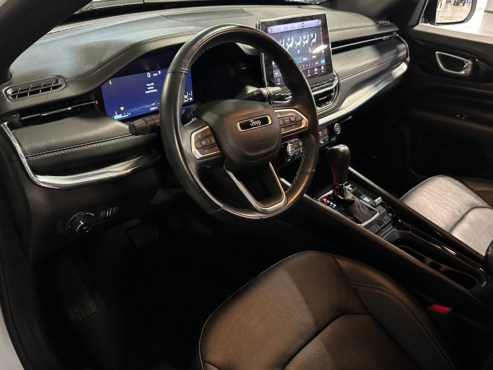 Thumbnail: 2022 Jeep Compass - 2