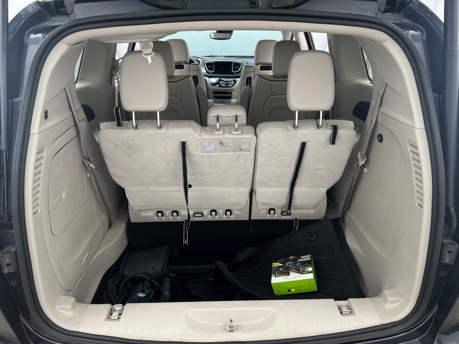 Thumbnail: 2020 Chrysler Pacifica - 6