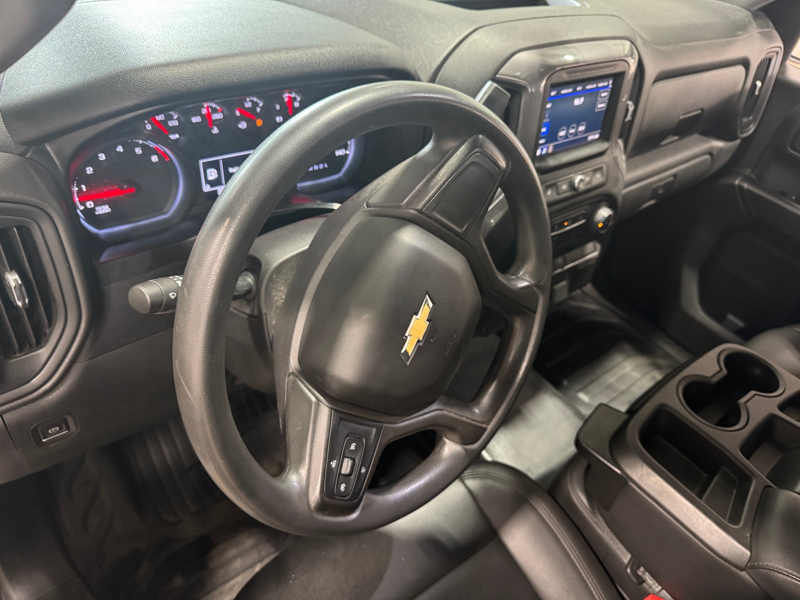 Thumbnail: 2020 Chevrolet Silverado 1500 - 3