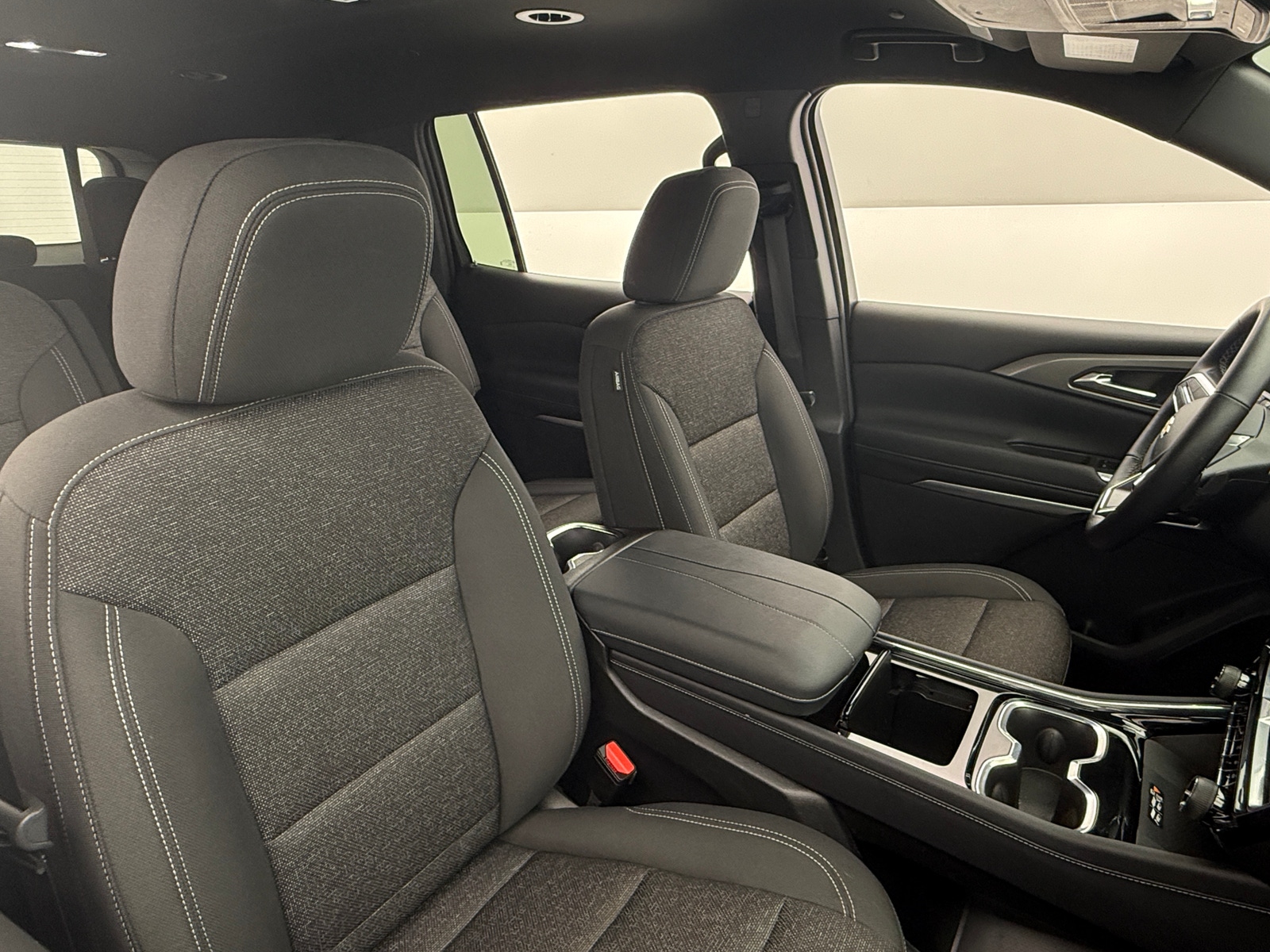 Thumbnail: 2024 Chevrolet Traverse - 2