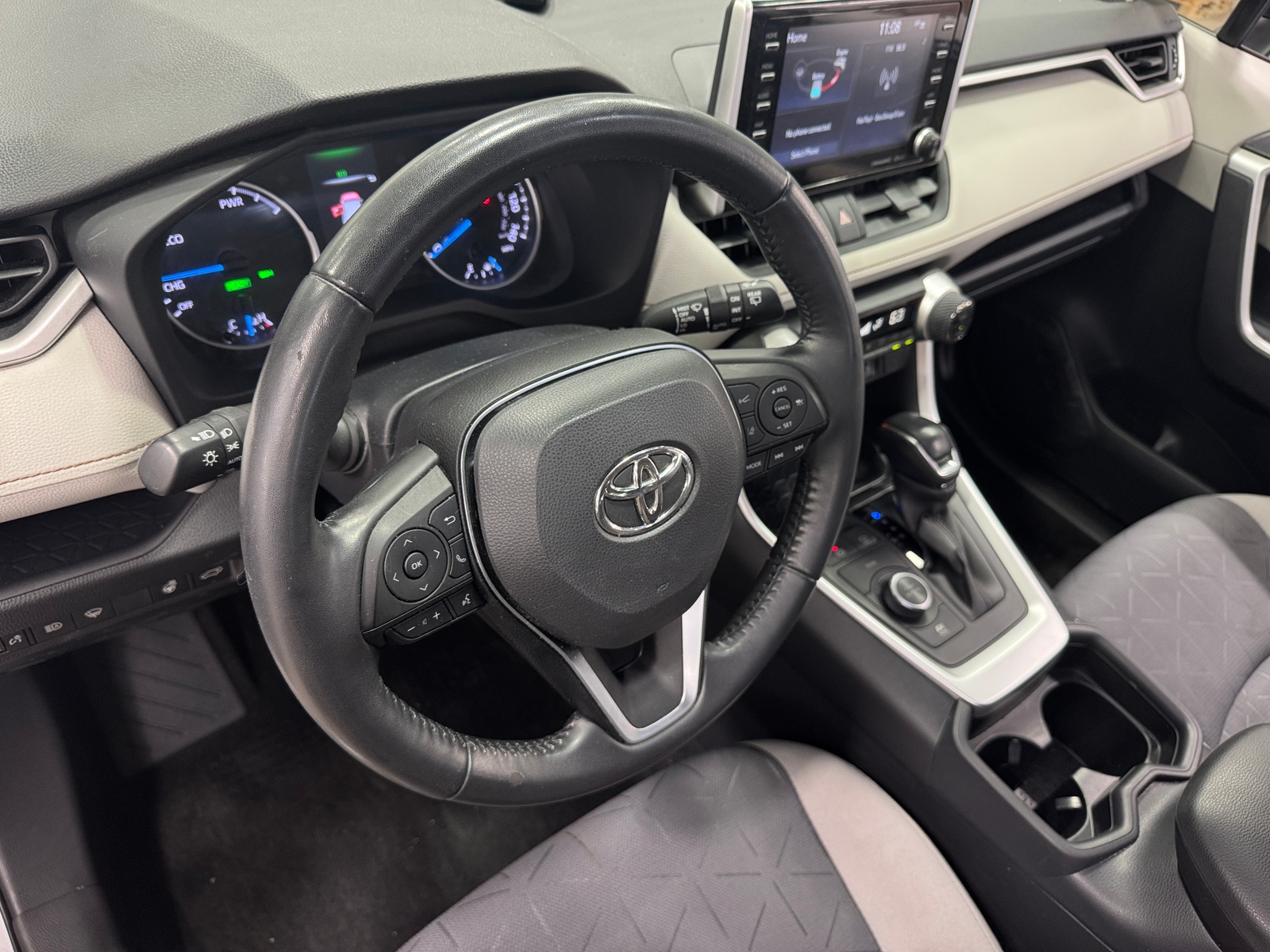Thumbnail: 2021 Toyota RAV4 - 3