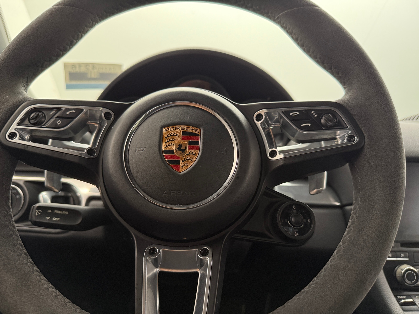 Thumbnail: 2019 Porsche 718 Boxster - 4