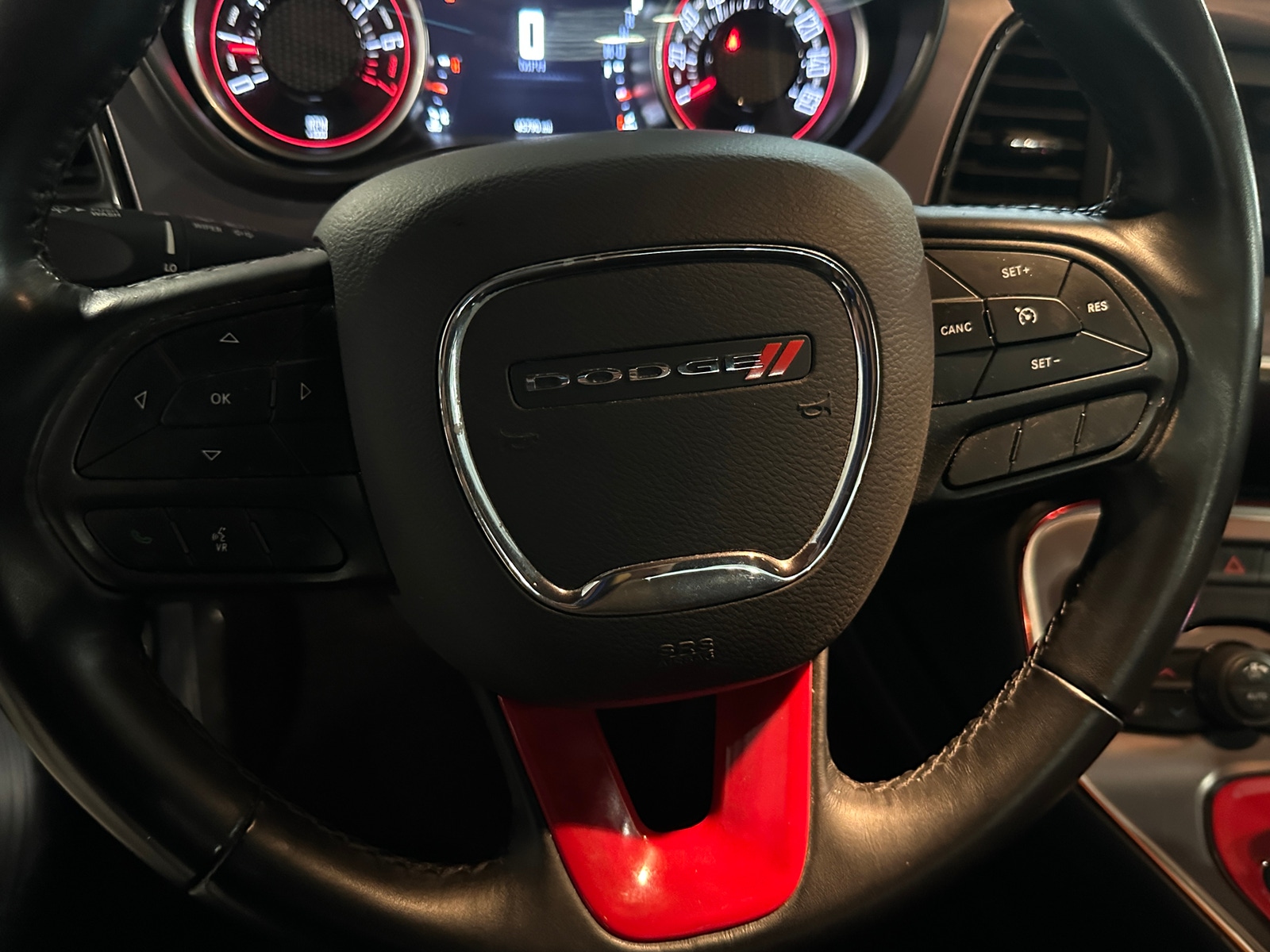 Thumbnail: 2021 Dodge Challenger - 4
