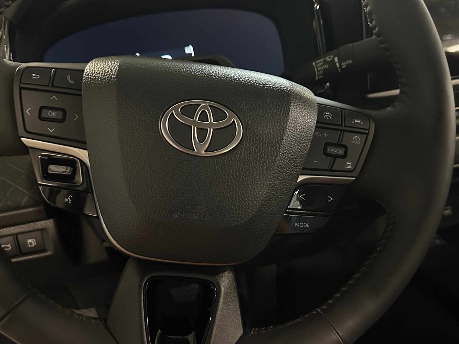 Thumbnail: 2025 Toyota Camry - 5