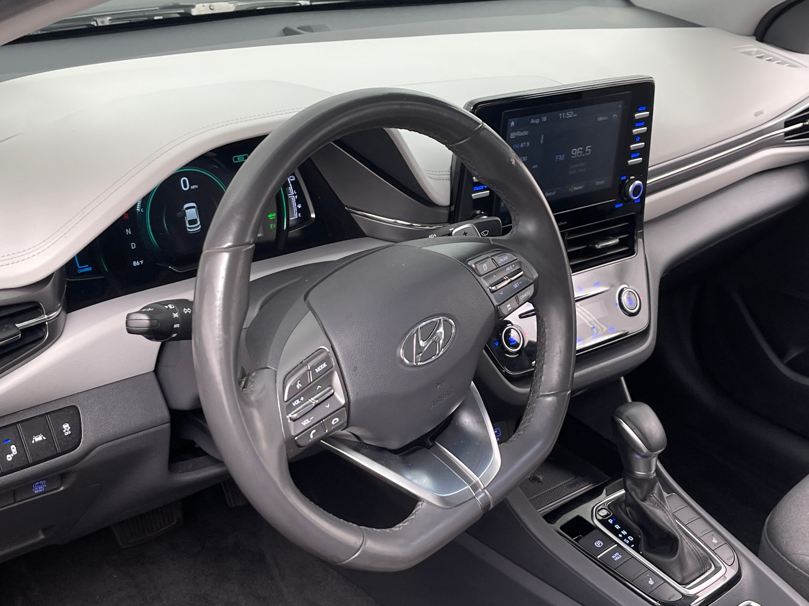 Thumbnail: 2020 Hyundai Ioniq - 5