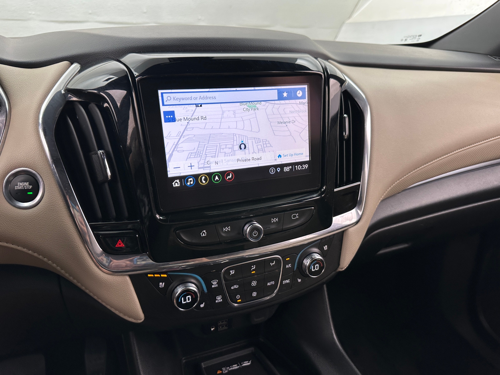 Thumbnail: 2023 Chevrolet Traverse - 3
