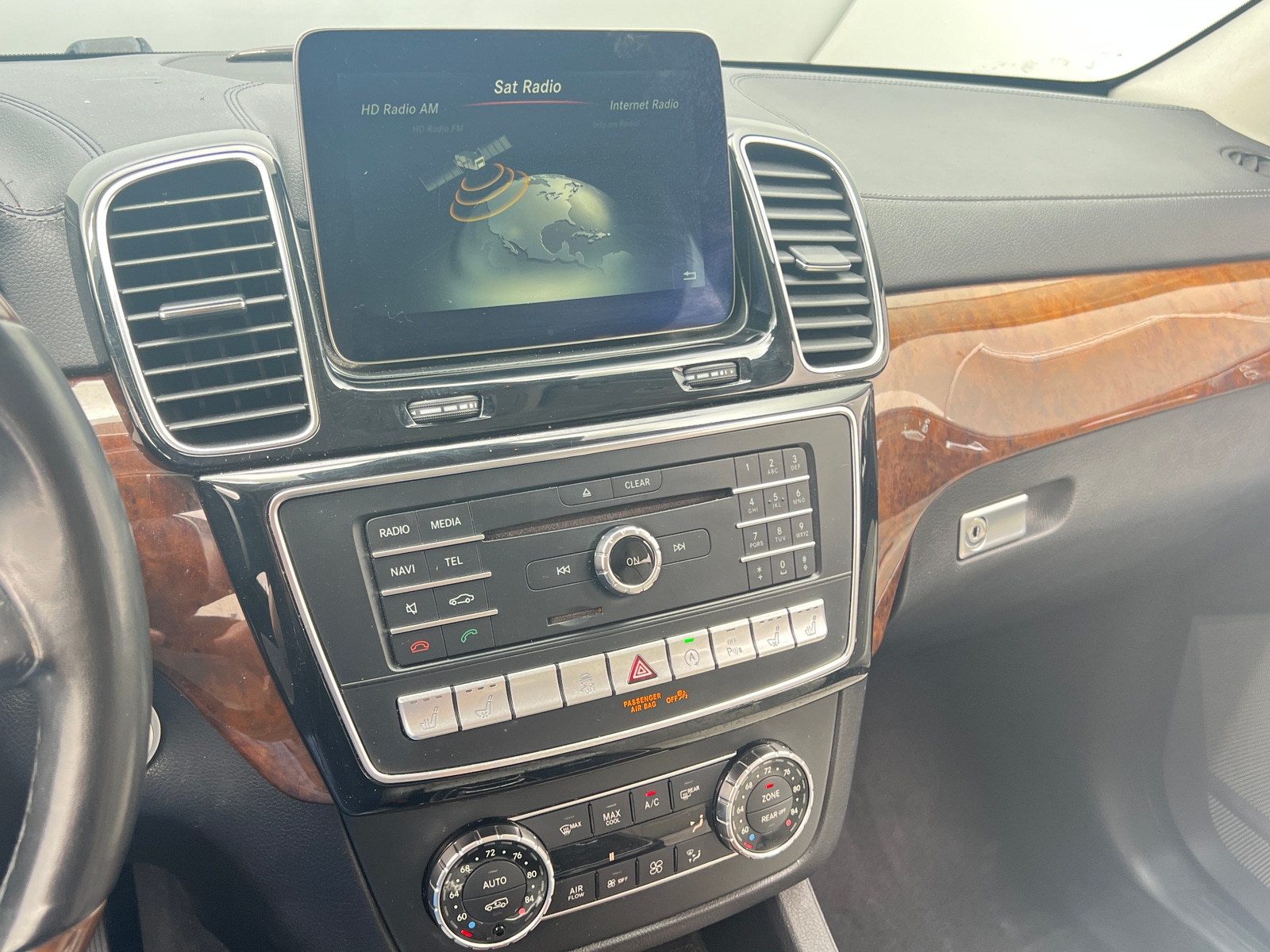Thumbnail: 2017 Mercedes-Benz GLS - 3