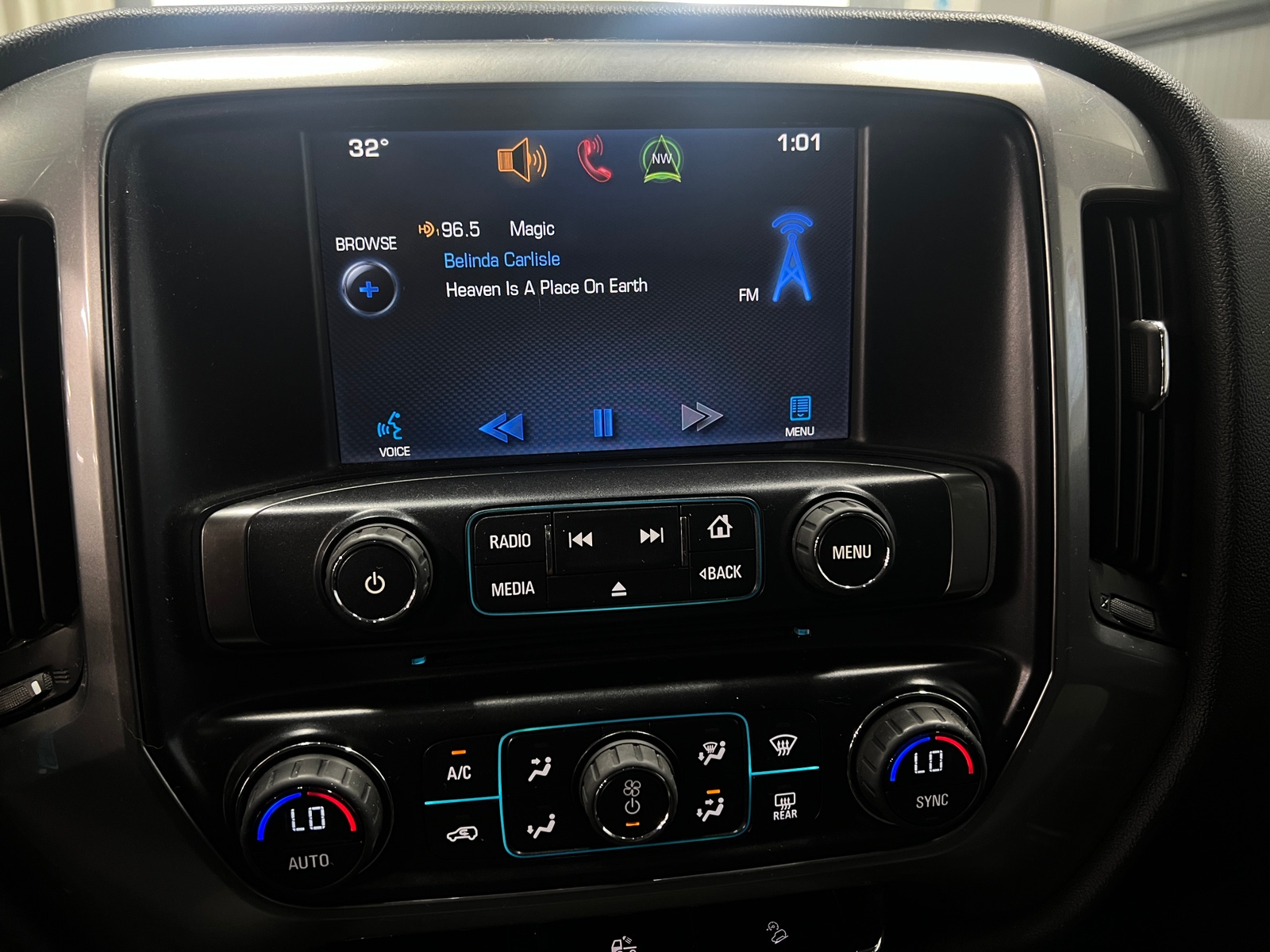 Thumbnail: 2014 Chevrolet Silverado 1500 - 4