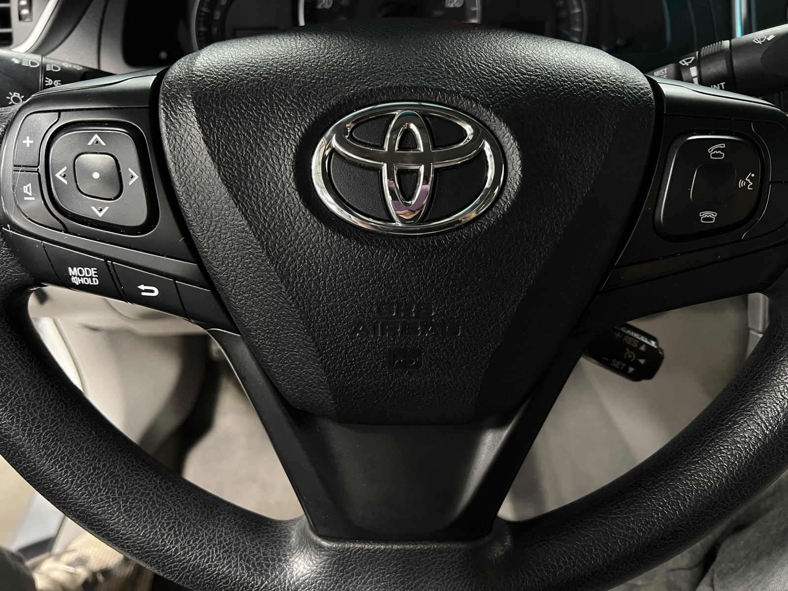 Thumbnail: 2015 Toyota Camry - 5