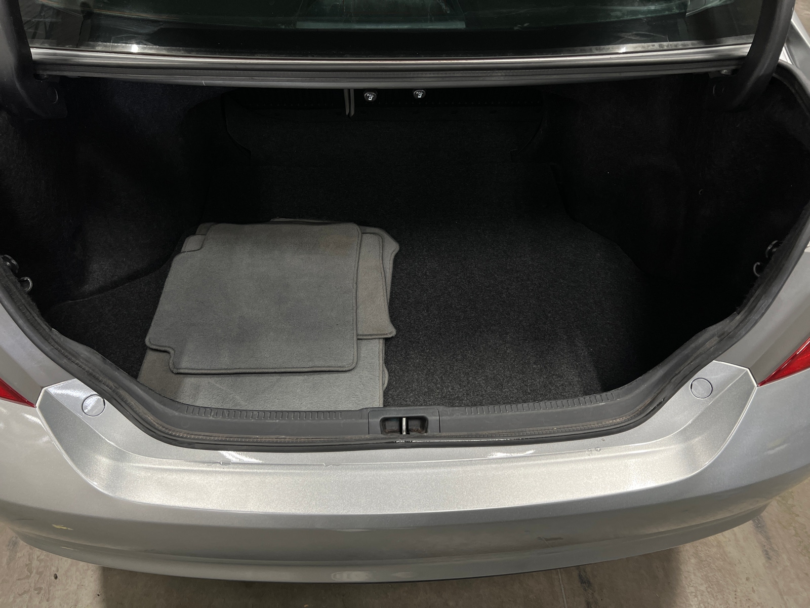 Thumbnail: 2015 Toyota Camry - 7