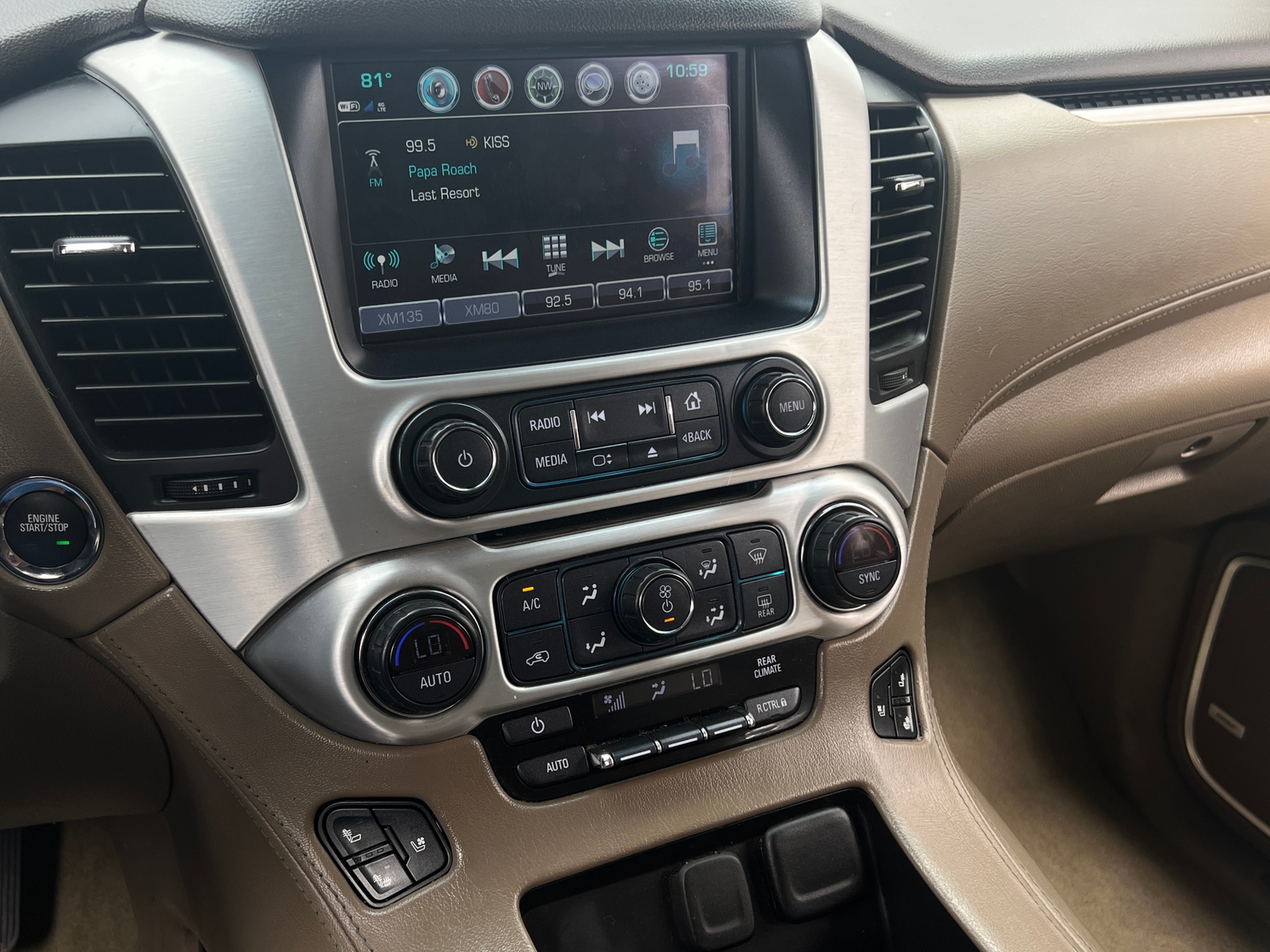 Thumbnail: 2019 GMC Yukon XL - 3