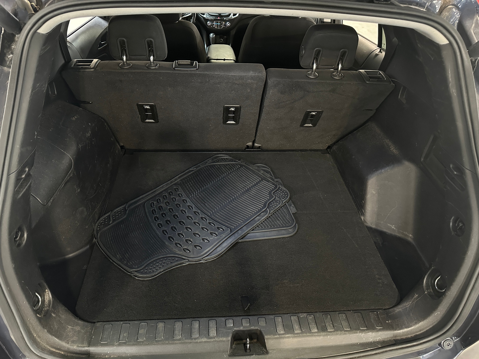 Thumbnail: 2018 Chevrolet Equinox - 7